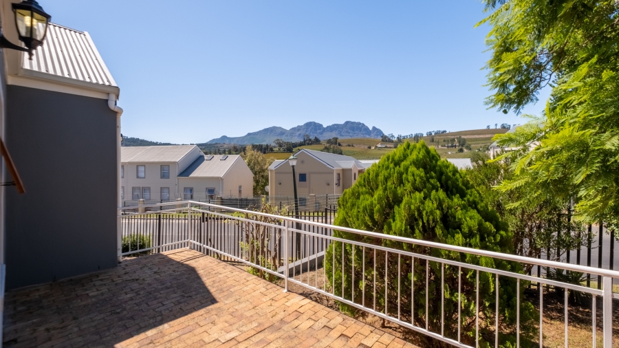 To Let 3 Bedroom Property for Rent in Klein Welgevonden Western Cape